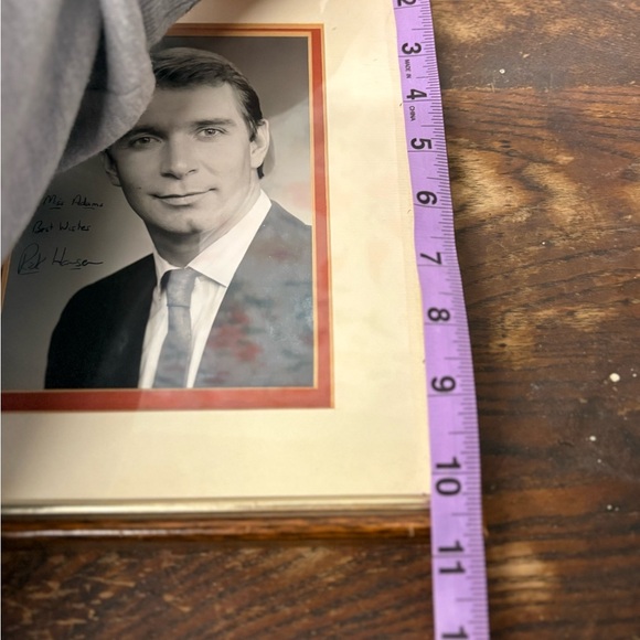 Framed Black and White Autographed Rick Hansen Portrait - Picture 5 of 5